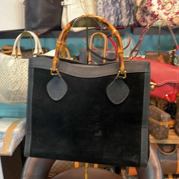 Gucci Diana Bamboo Suede Black - Picture 4 of 4